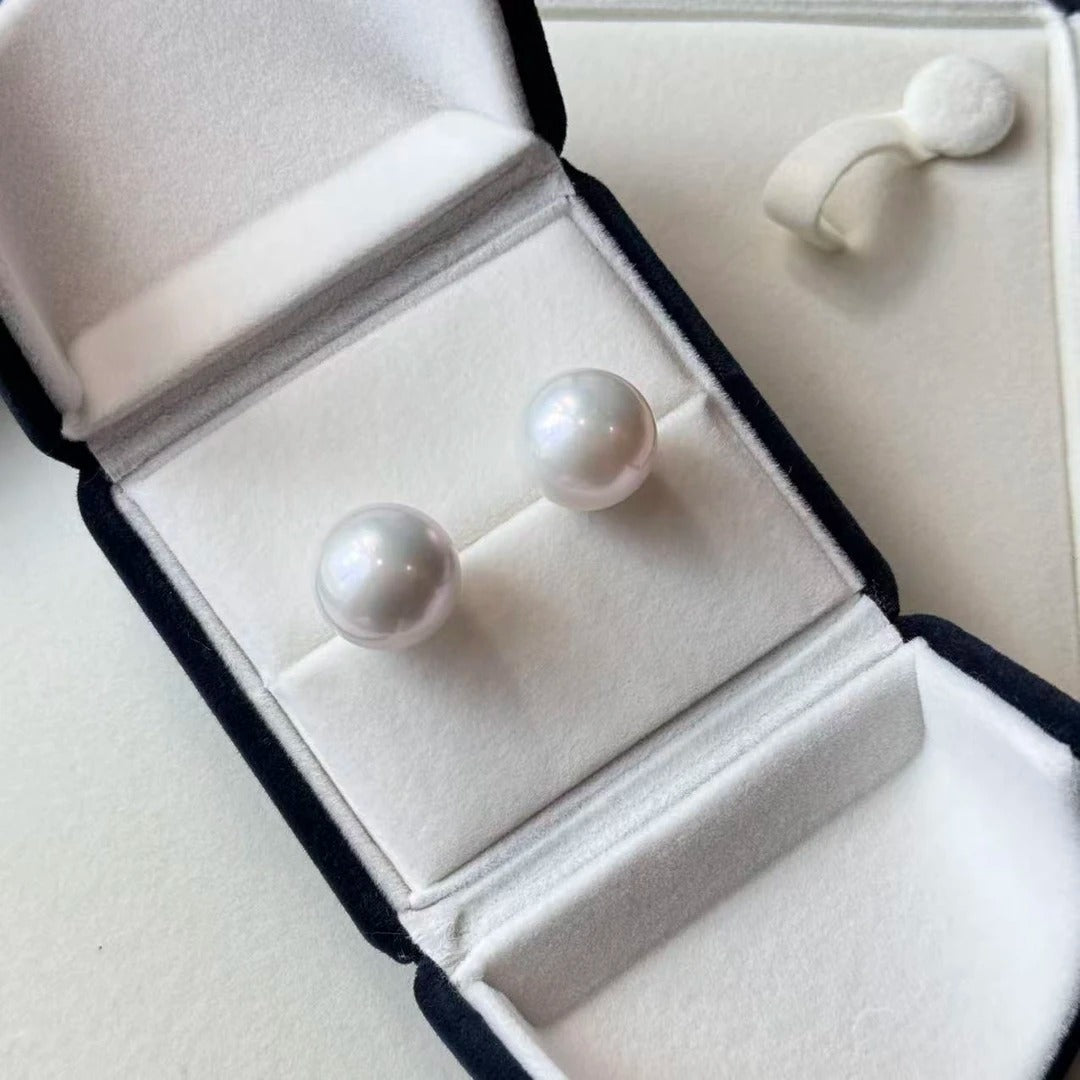 13–14mm Natural Freshwater Pearl Stud Earrings | Large Round, Australian-White Look (Sai Ao Bai Tone)
